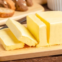 Масло сливочное СЫРНАЯ ДОЛИНА "Кровка. Крестьянское" 400 г 82,5%