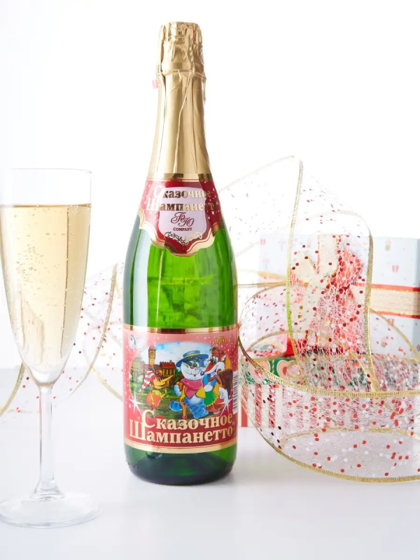 Напиток "Сказочное Шампанетто" детское шампанское Дюшес сильногазированный 0.75 л