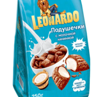 Готовый завтрак LEONARDO подушечки  с молочной начинкой 250 г
