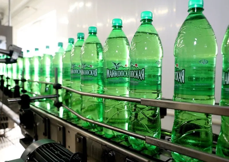 Вода минеральная МАЙКОПСКАЯ газированная 0.5 л