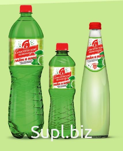 Напиток ЕЛИСЕЕВСКИЕ ЛИМОНАДЫ "Лайм и мята" сильногазированный 1.5 л